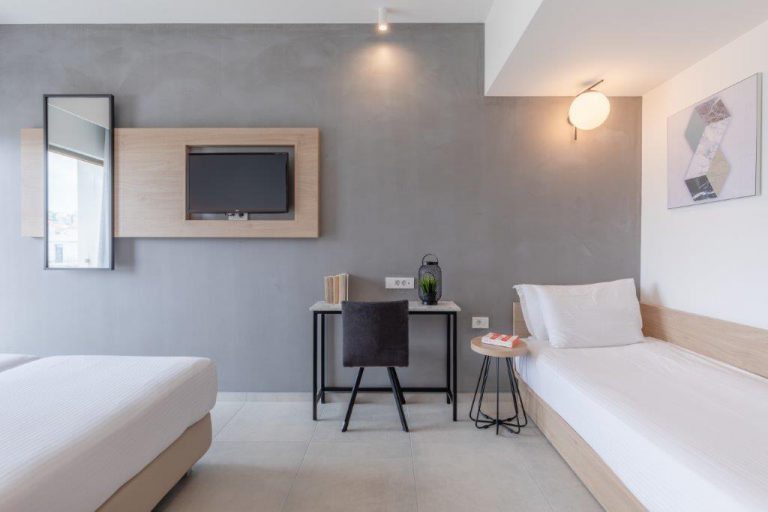 HOTEL AVRA, RAFINA