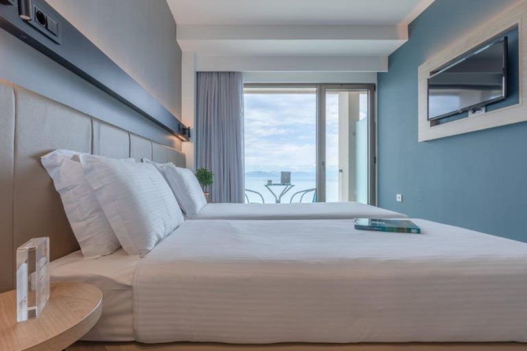 HOTEL AVRA, RAFINA