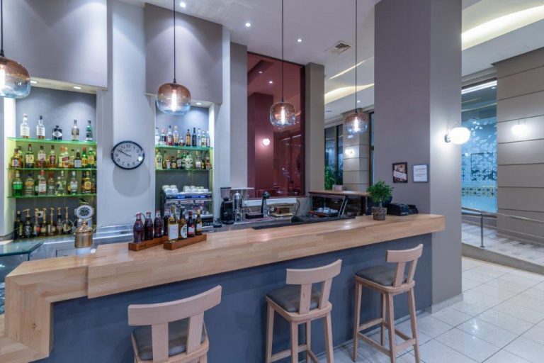 HOTEL AVRA, RAFINA