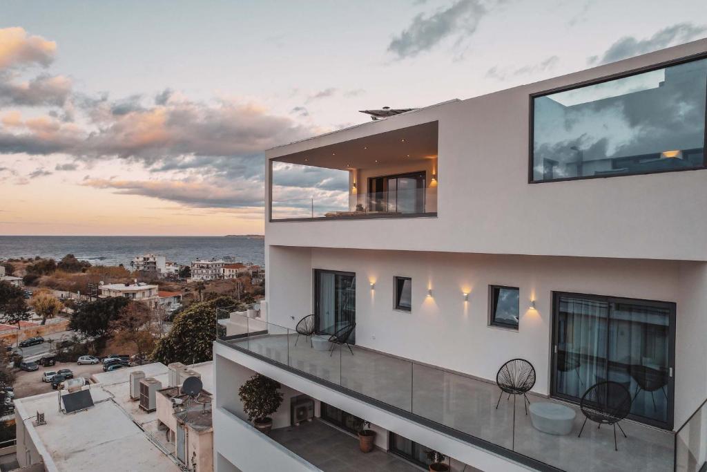 CITY MOMENTS PENTHOUSE